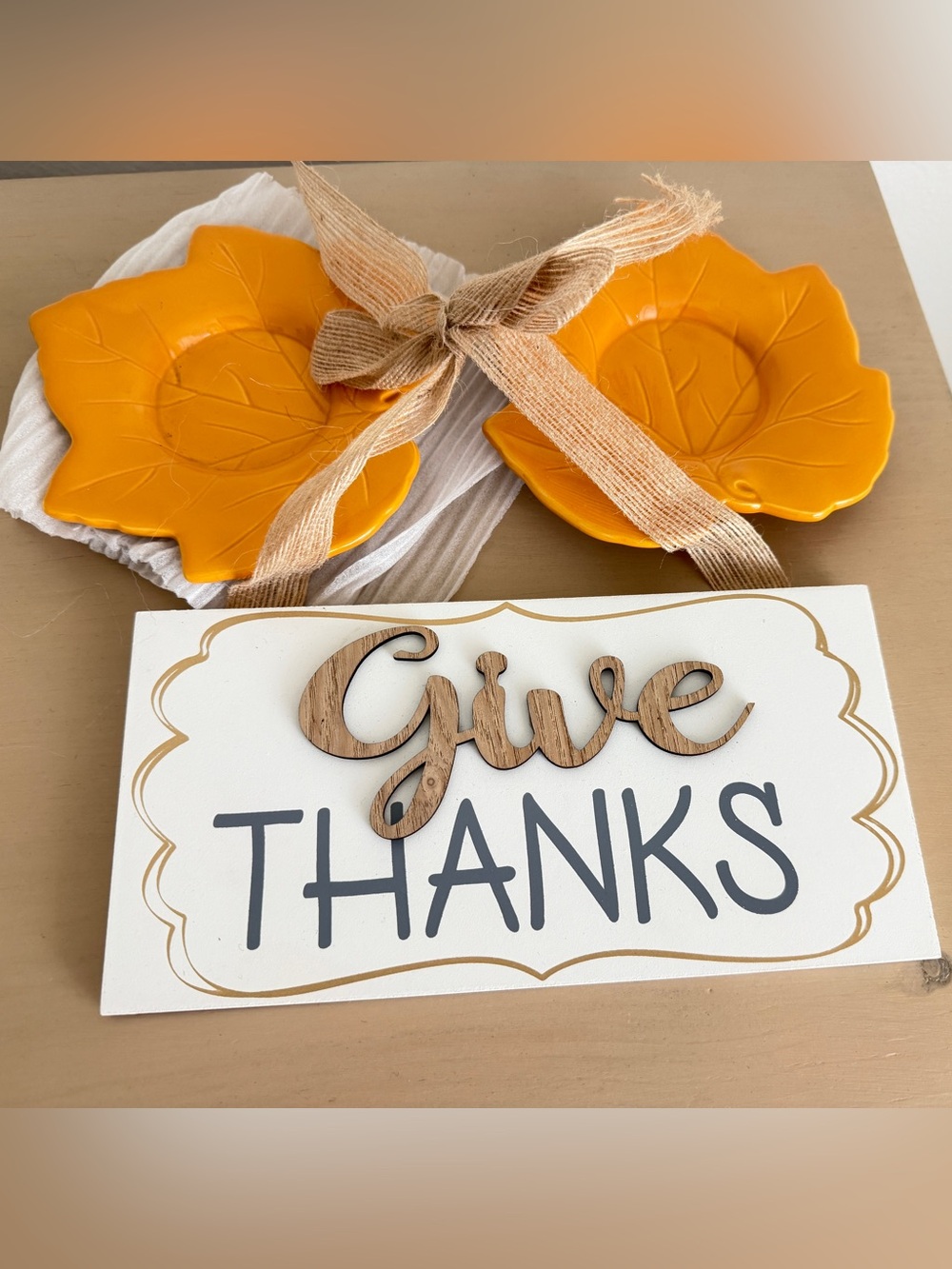 Hallmark 2-fall leaf dishes with a Joann “Give Thanks” Plaque